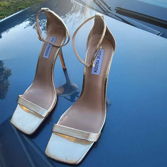 Shaye Ankle Strap Sandal STEVE MADDEN - Picture 3 of 9
